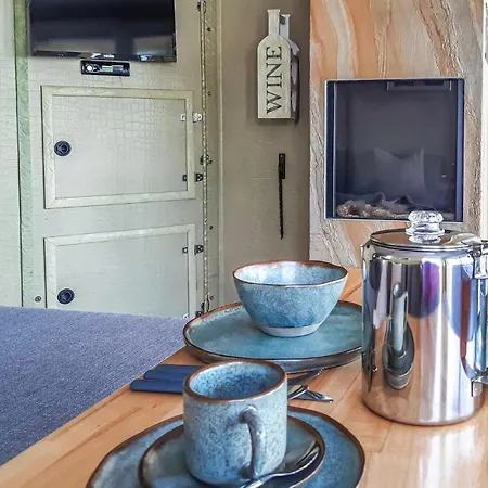 2 Bedroom Gorgeous Ship In Havelsee Kutzkow