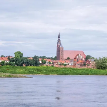 Hotel en barco 2 Bedroom Gorgeous Ship In Havelsee