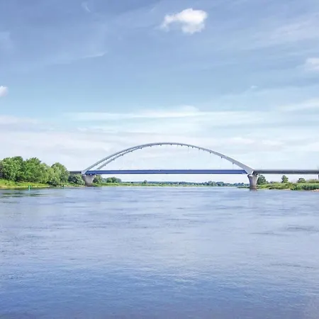 2 Bedroom Gorgeous Ship In Havelsee Hotel en barco 4*