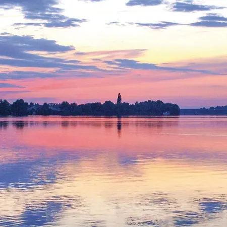 2 Bedroom Gorgeous Ship In Havelsee Ботель Kutzkow