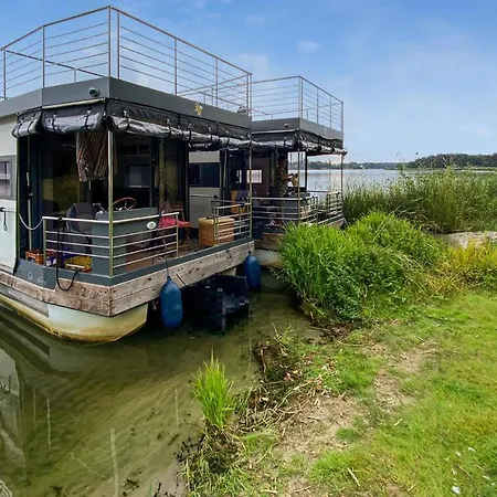 Gorgeous Ship In Havelsee With House Sea View 4* Kützkow