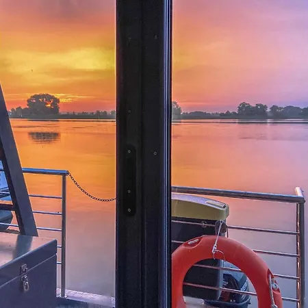 Ботель 2 Bedroom Gorgeous Ship In Havelsee Kutzkow