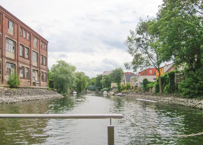 2 Bedroom Gorgeous Ship In Havelsee Kutzkow