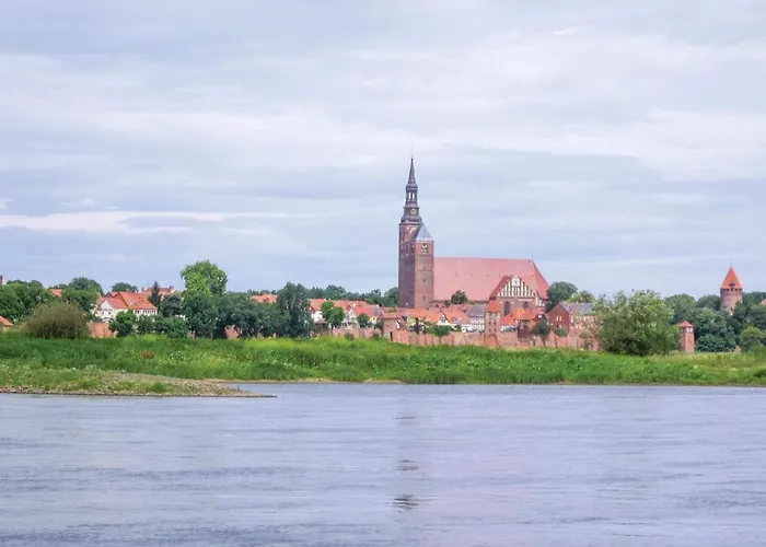 Botel 2 Bedroom Gorgeous Ship In Havelsee