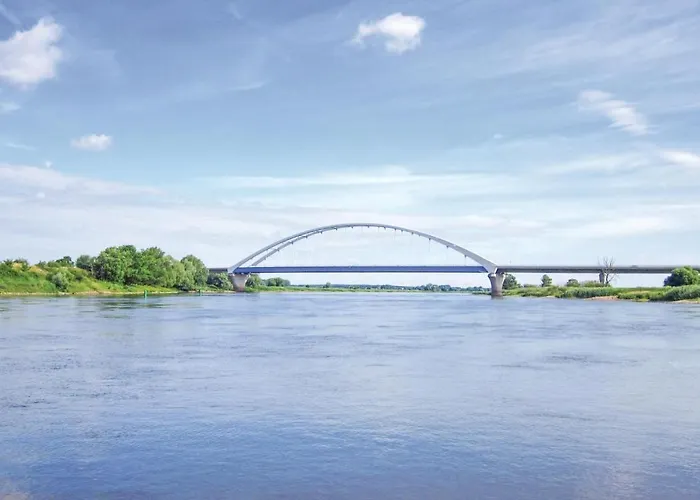 2 Bedroom Gorgeous Ship In Havelsee Botel 4*