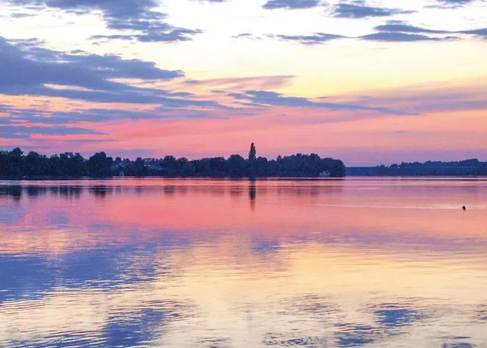 2 Bedroom Gorgeous Ship In Havelsee بوتيل Kutzkow