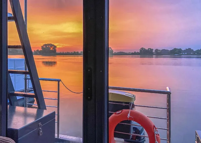 بوتيل 2 Bedroom Gorgeous Ship In Havelsee Kutzkow