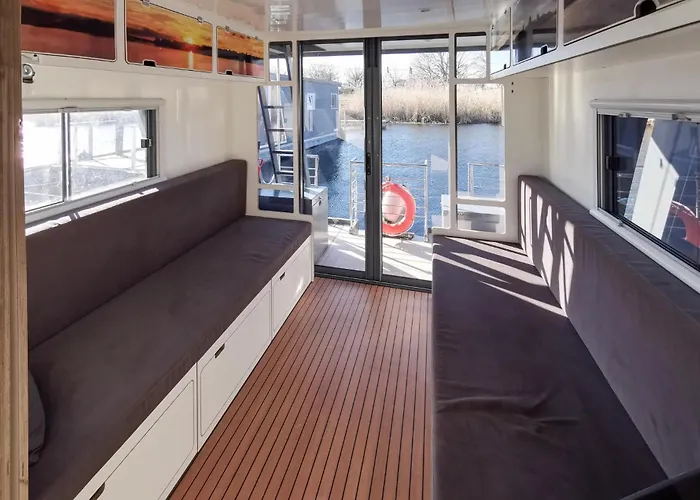 2 Bedroom Gorgeous Ship In Havelsee 4* Kutzkow