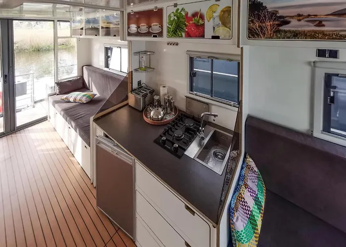 2 Bedroom Gorgeous Ship In Havelsee 4* Kutzkow
